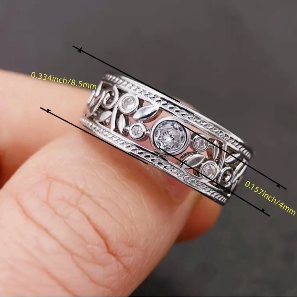 š Sterling silver plated cubic zirconia ring - Picture 4 of 4